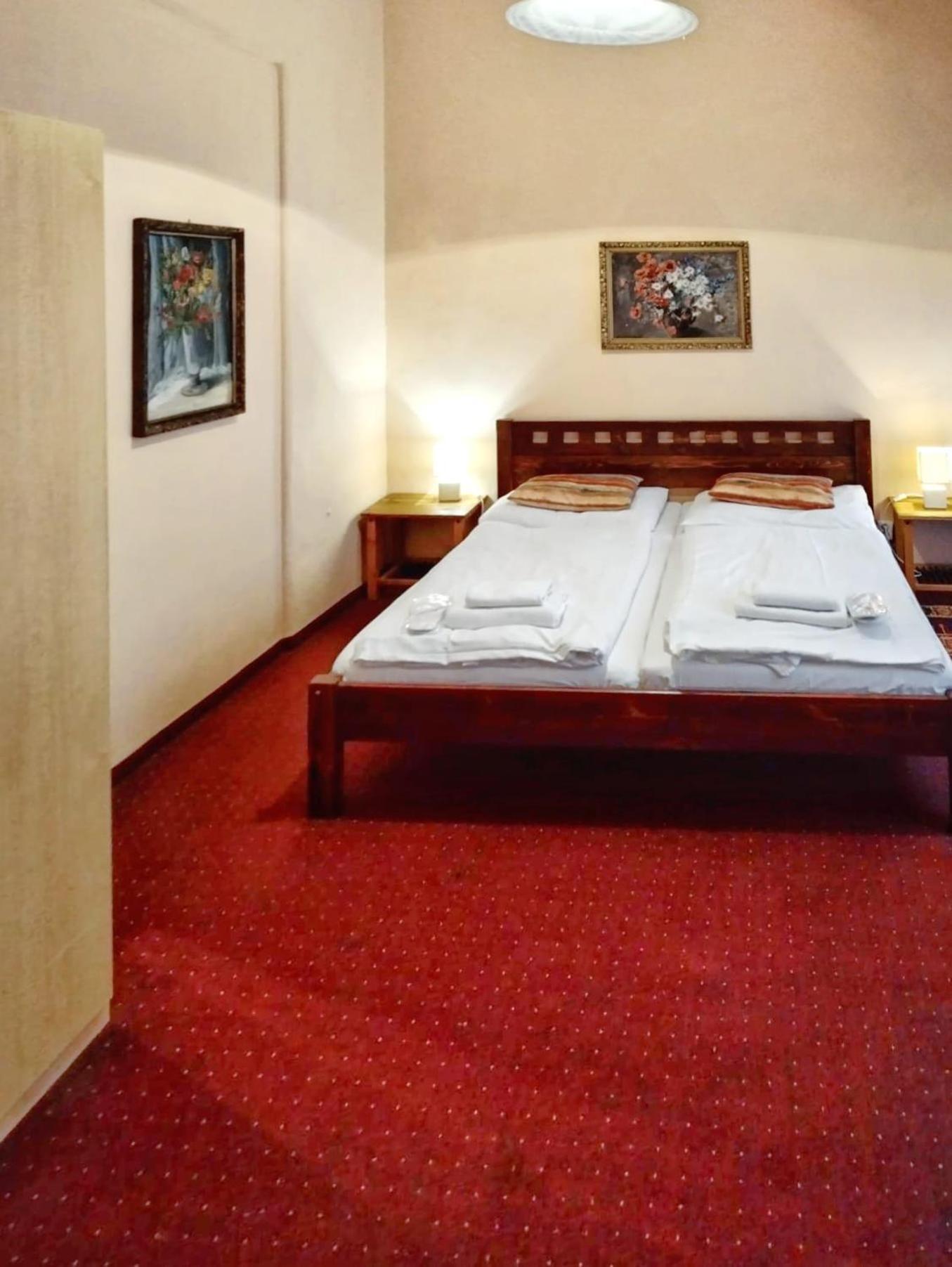 Delux Kolonada Daire Karlovy Vary Dış mekan fotoğraf